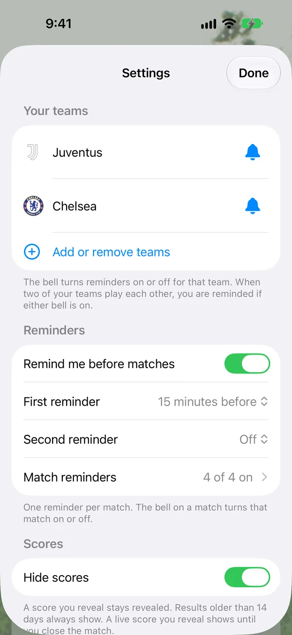 Settings: a reminder bell for each club, first and second reminder times, and Hide scores